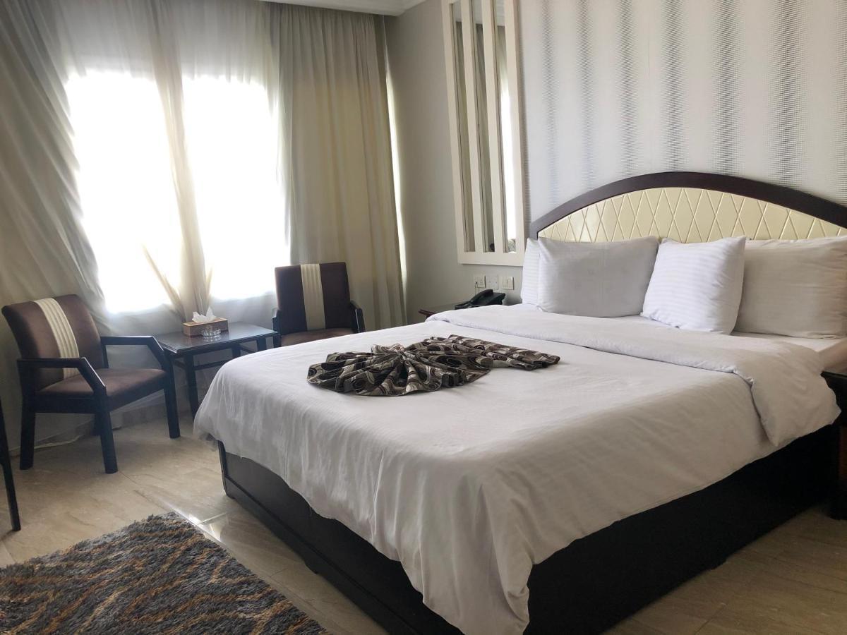 Fleet Club Mahrousa الإسكندرية المظهر الخارجي الصورة A bedroom at the hotel