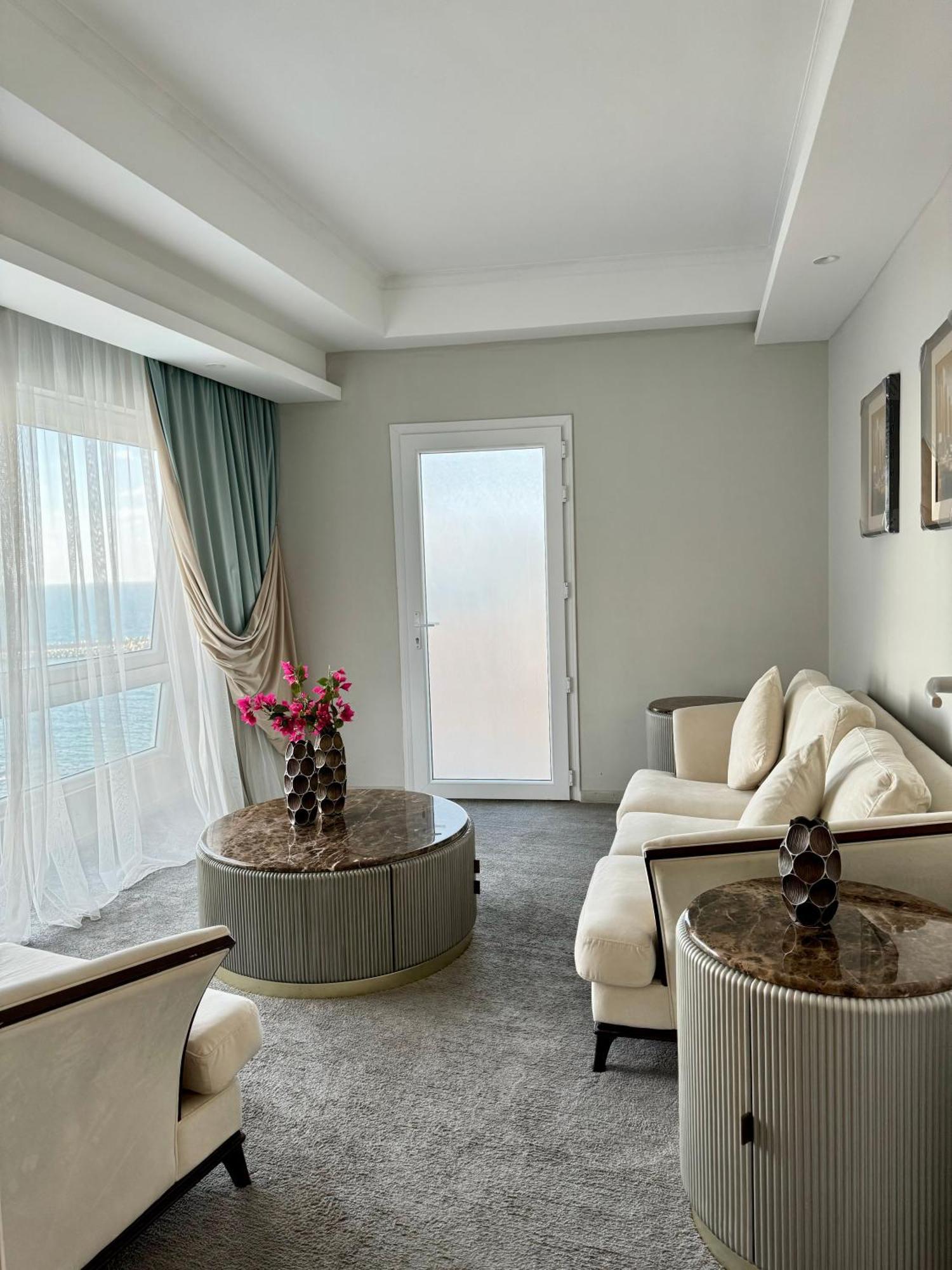 Fleet Club Mahrousa الإسكندرية المظهر الخارجي الصورة A room at the hotel