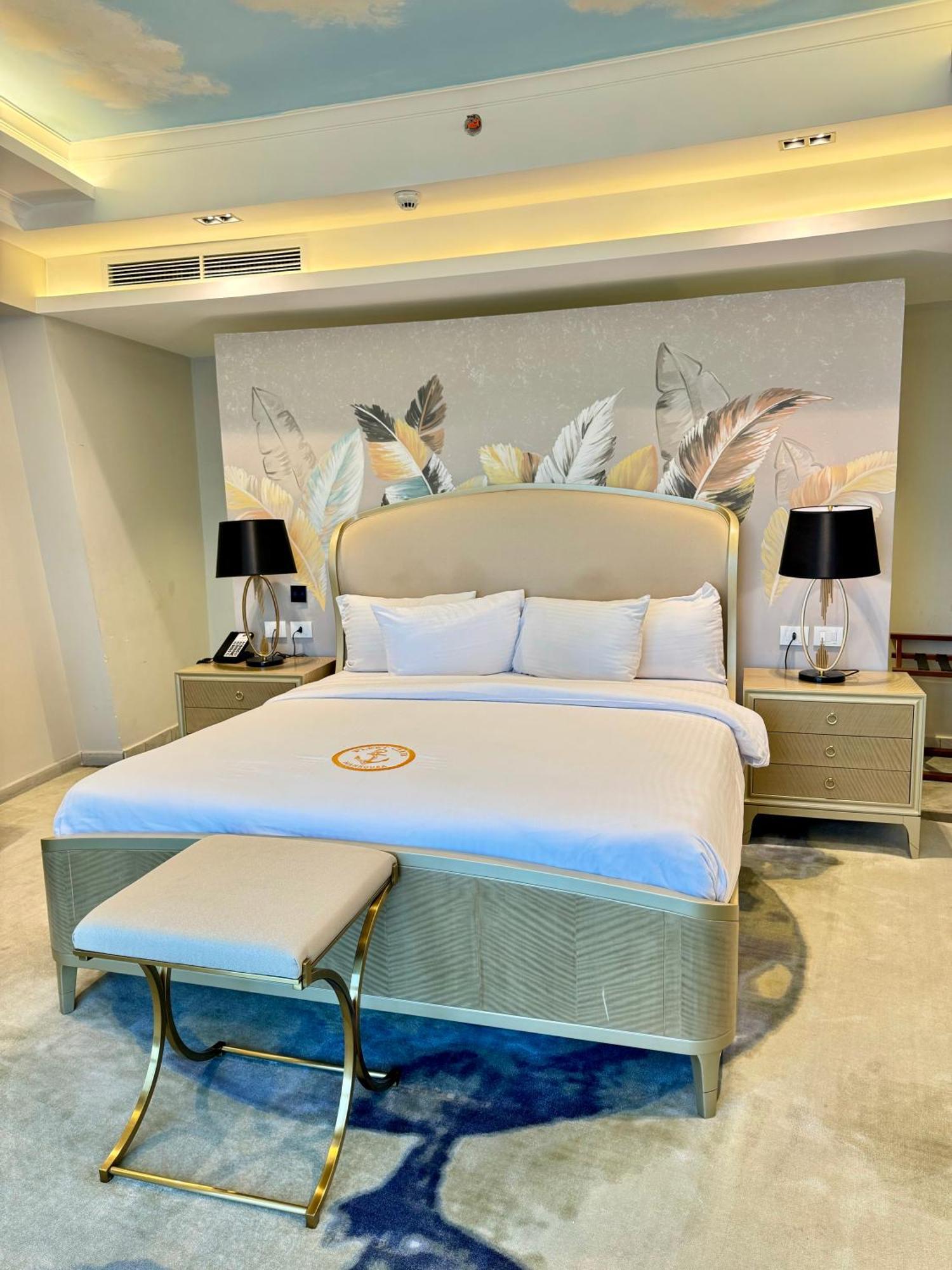 Fleet Club Mahrousa الإسكندرية المظهر الخارجي الصورة A bedroom at the hotel
