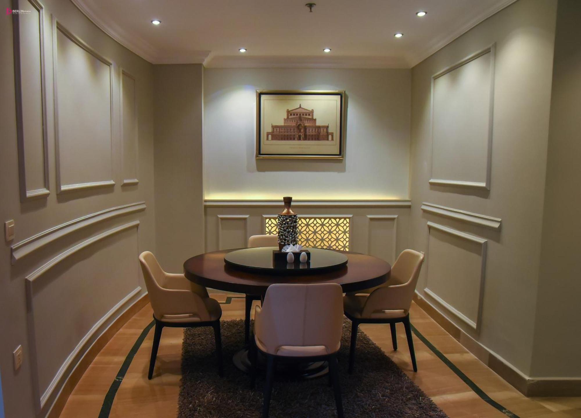 Fleet Club Mahrousa الإسكندرية المظهر الخارجي الصورة A small dining room